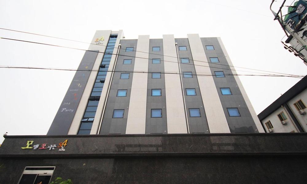 Iksan 4 Seasons Hotel Exterior foto
